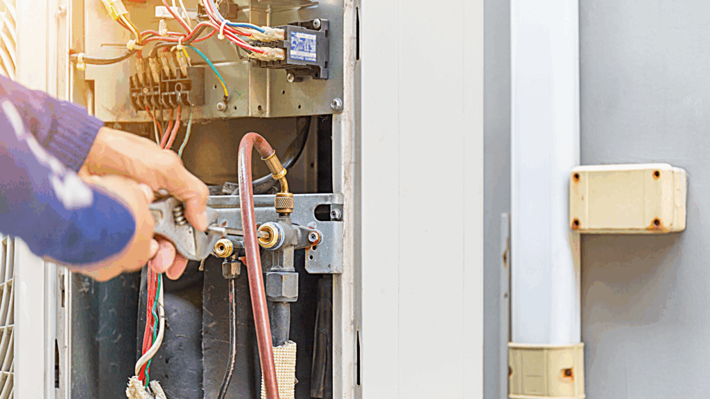 Furnace Fundamentals: Essential Maintenance Tips for a Warm Bowling Green Winter